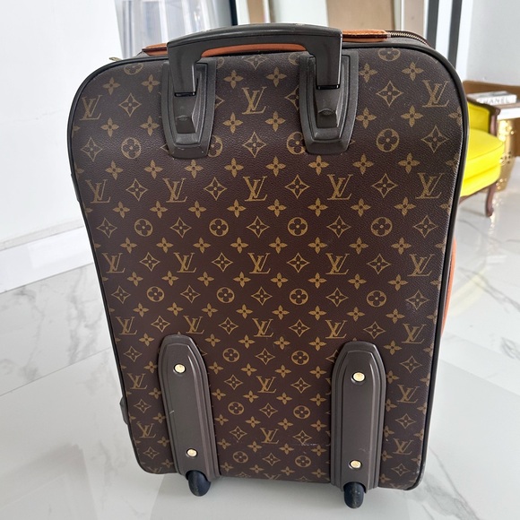 ❤️Louis Vuitton Pegase 60 carry on wheels travel vintage luggage w hang cover - Picture 2 of 16
